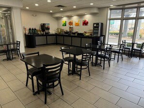 Free daily continental breakfast