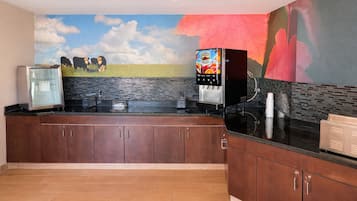 Desayuno continental incluido todos los días