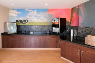 Desayuno continental incluido todos los días 