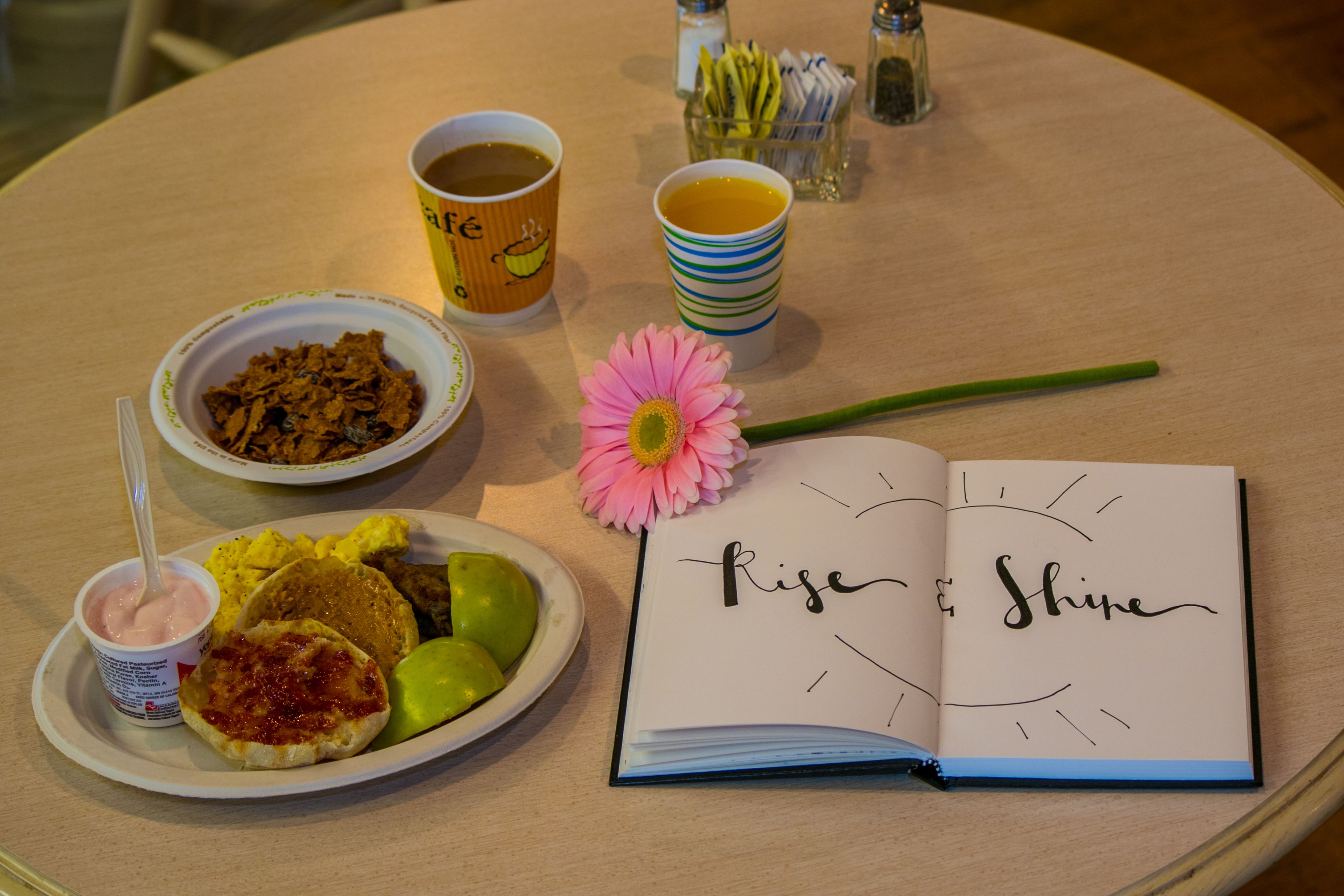 free daily continental breakfast