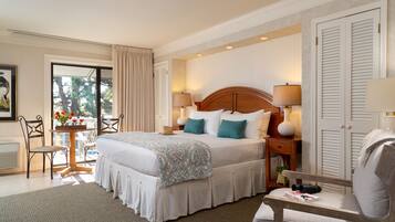 Deluxe Room, 1 King Bed | Individually decorated, individually furnished, desk, blackout curtains