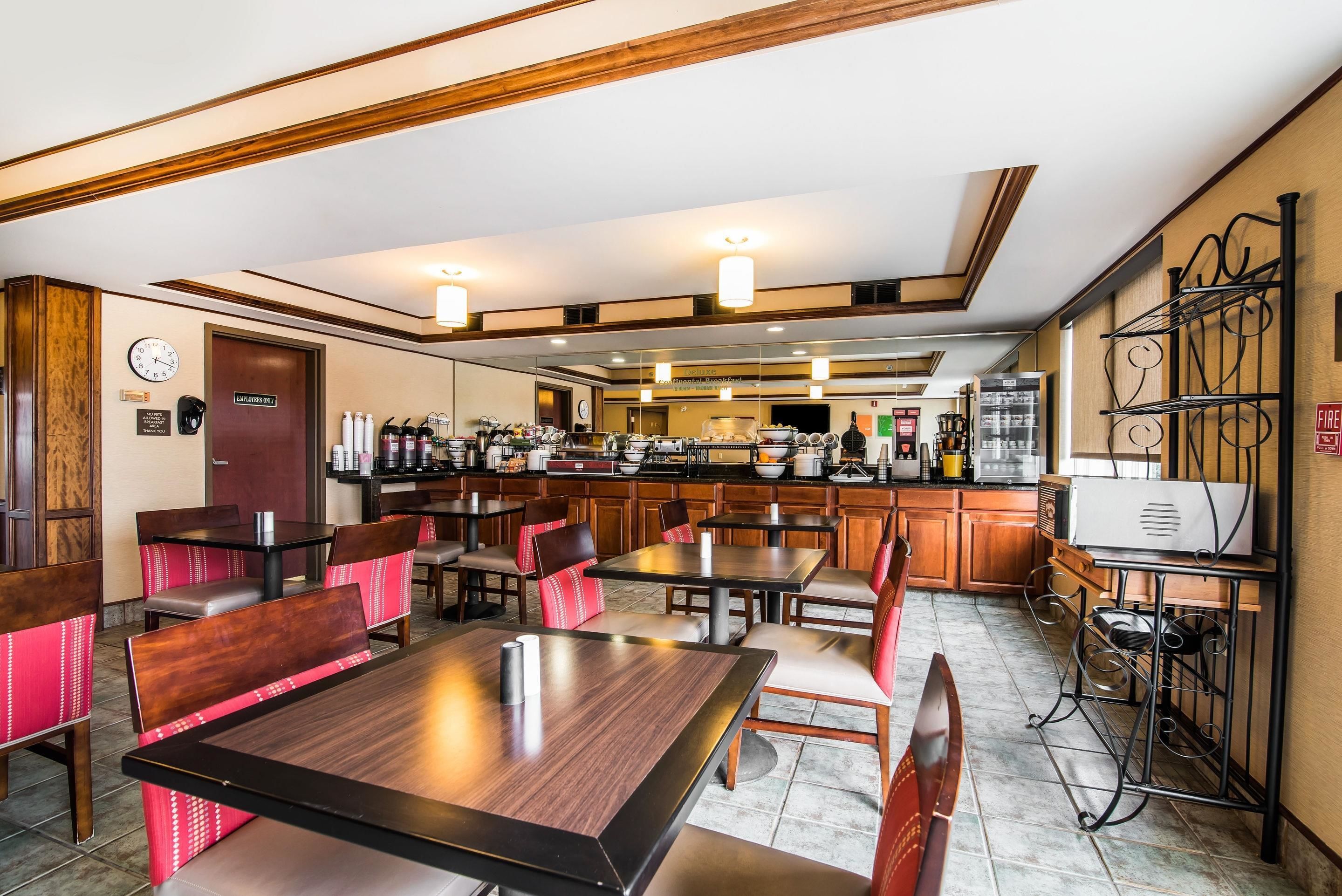 Free daily buffet breakfast 