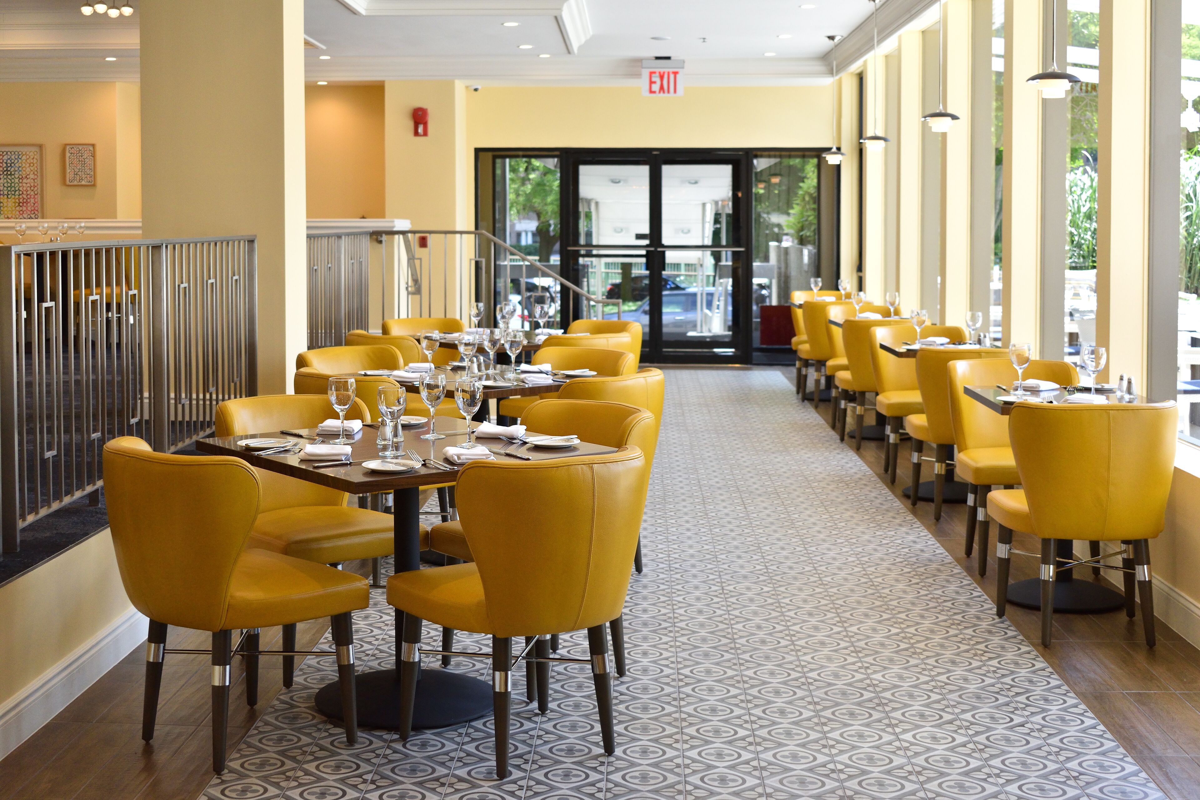 Breakfast, lunch, dinner served; American cuisine, pool views 