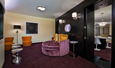 Washington Plaza Hotel - Image 63