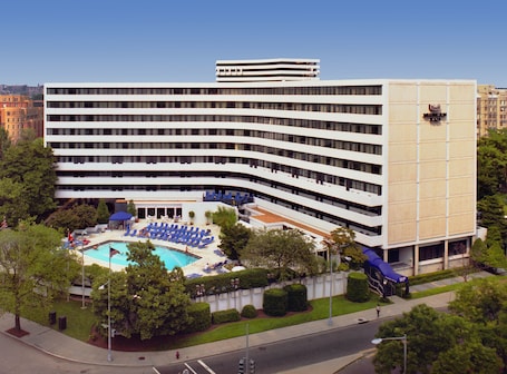 Washington Plaza Hotel - Image 20