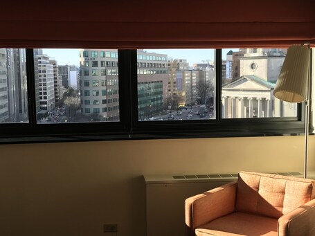 Washington Plaza Hotel - Image 52