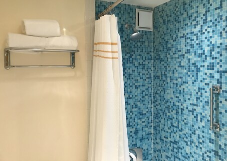 Washington Plaza Hotel - Image 23