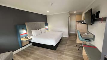 Suite, 1 King Bed, Non Smoking, Refrigerator & Microwave | Desk, laptop workspace, free WiFi, bed sheets