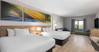 Days Inn by Wyndham Hutchinson