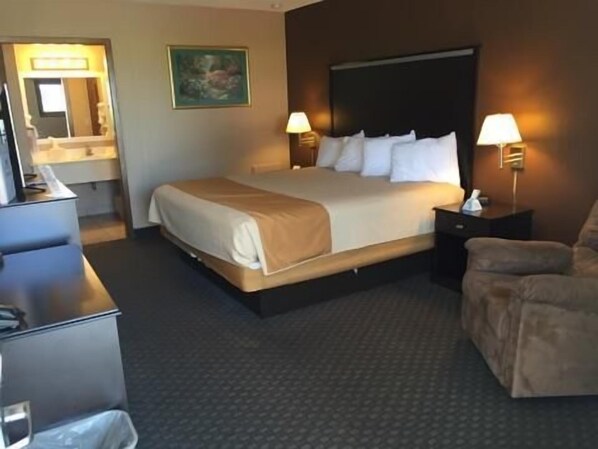 مكتب ومكواة/لوح كي وأسرّة أطفال/رضّع وأسرّة قابلة للطي