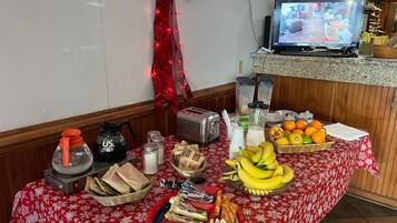 Desayuno continental gratuito y diario