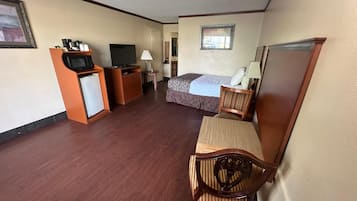 ๋ฃธ, ์ฅ์ ์ธ ์ง์, ๊ธ์ฐ (2 Full Beds) | ์ฑ
์, ๋ค๋ฆฌ๋ฏธ/๋ค๋ฆฌ๋ฏธํ, ๋ฌด๋ฃ WiFi, ์นจ๋ ์ํธ