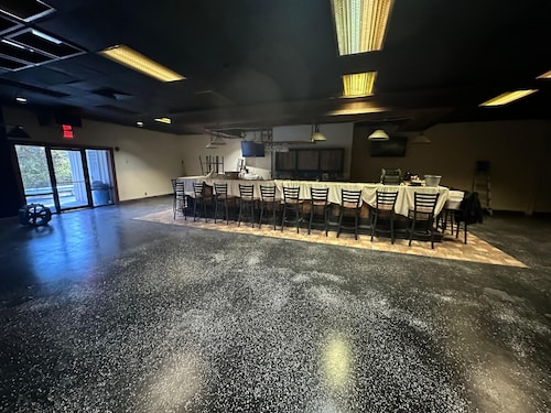 Hotel Red Rose by Townhouse Covington I-64