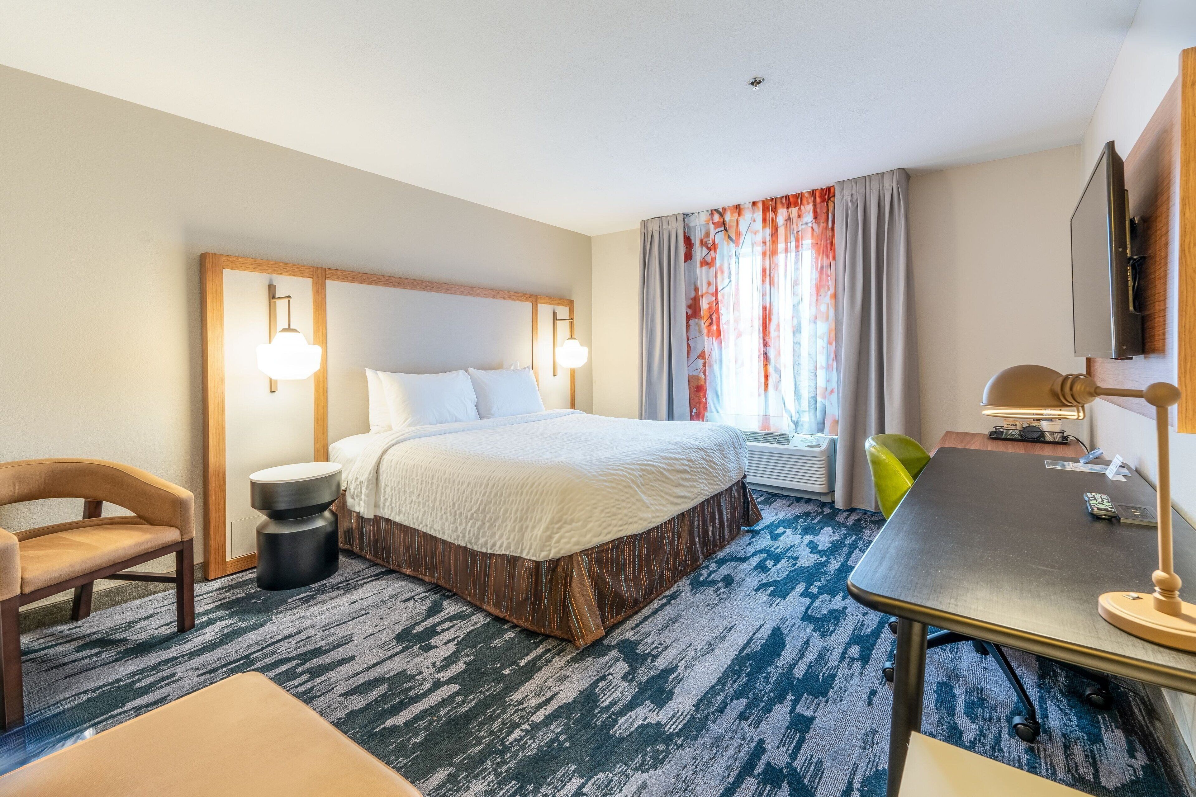 suite, 1 bedroom | in-room safe, iron/ironing board, free rollaway beds