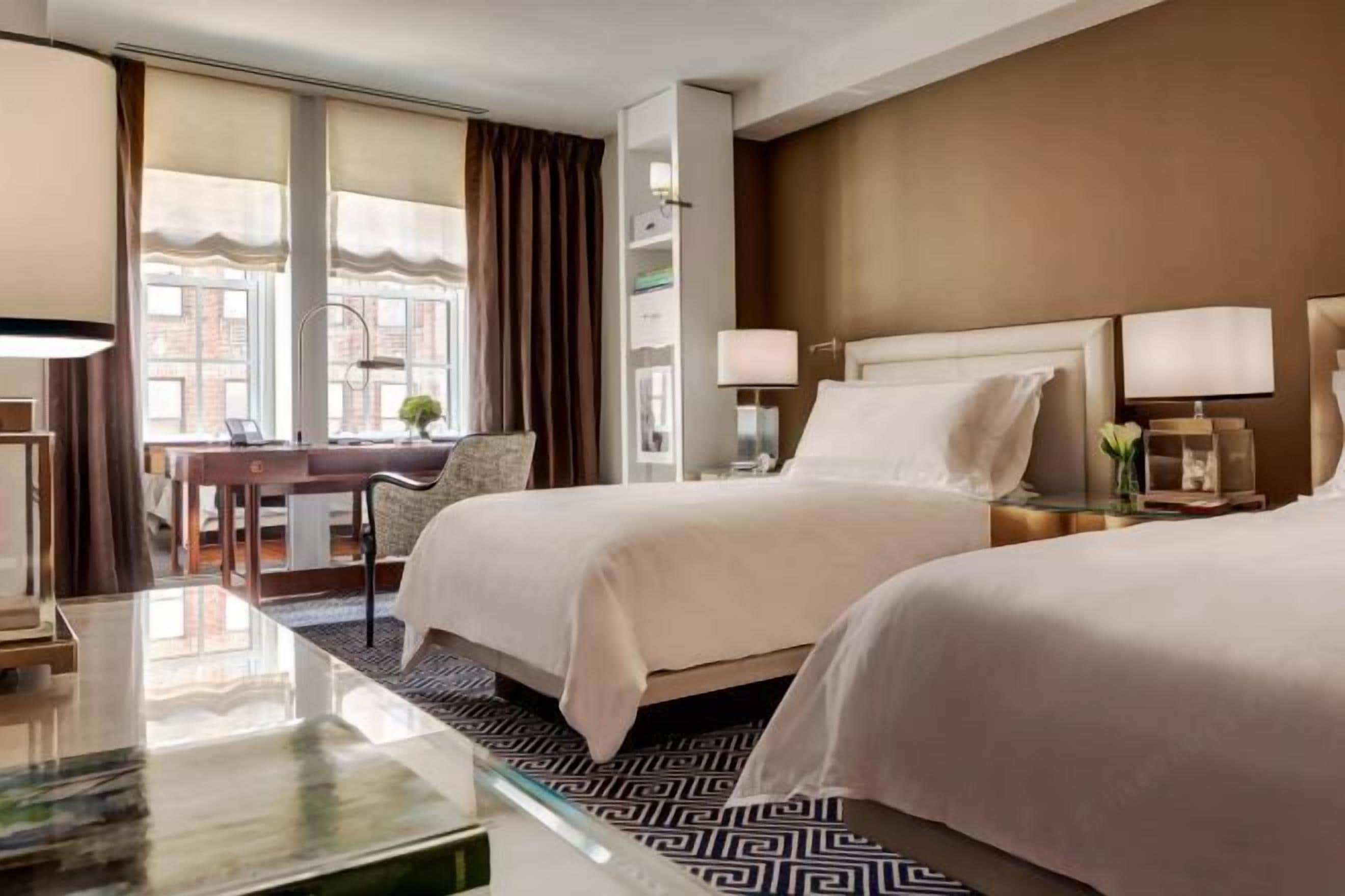 Ropa de cama de alta calidad y minibar 