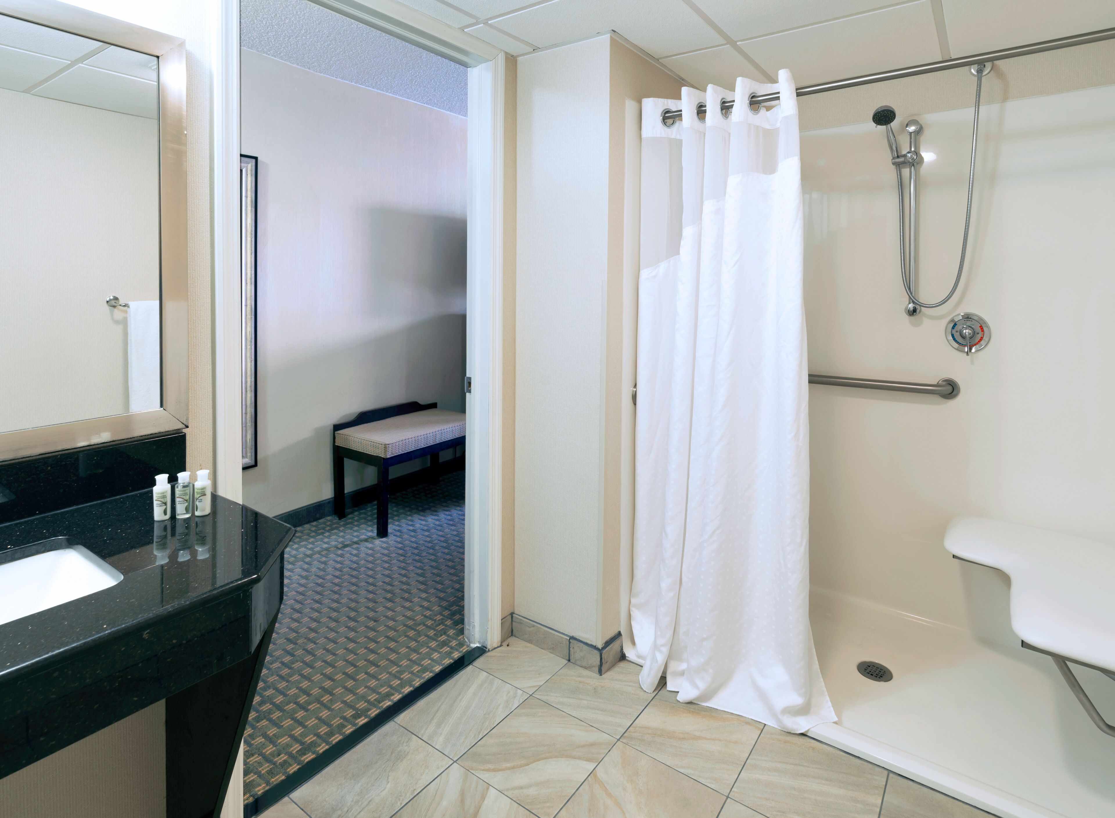 down duvets, in-room safe, desk, laptop workspace