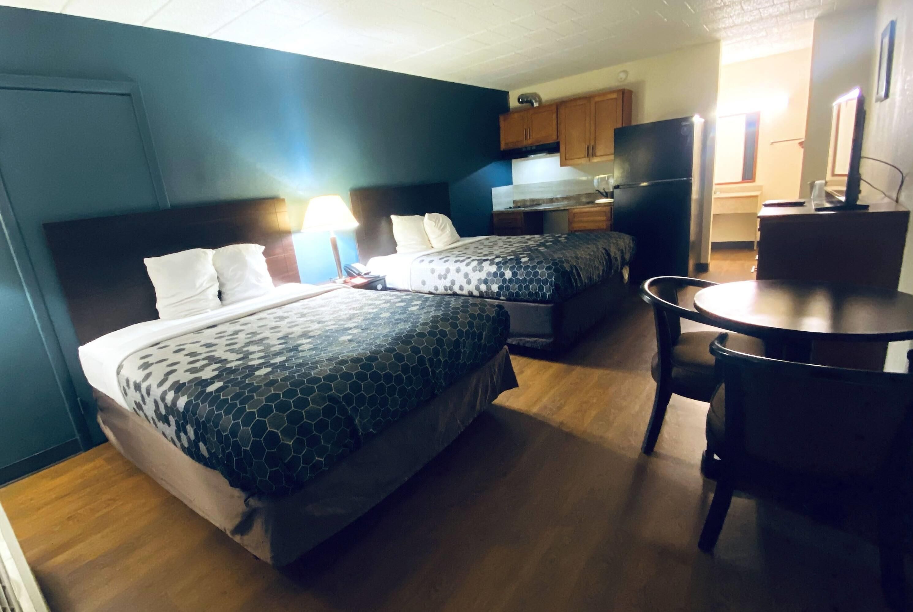 Deluxe-Zimmer, 2 Queen-Betten, Nichtraucher, Kochnische