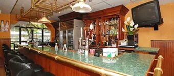 이코노 로지 & 스위트 샤모킨 댐 - 셀린스그로브