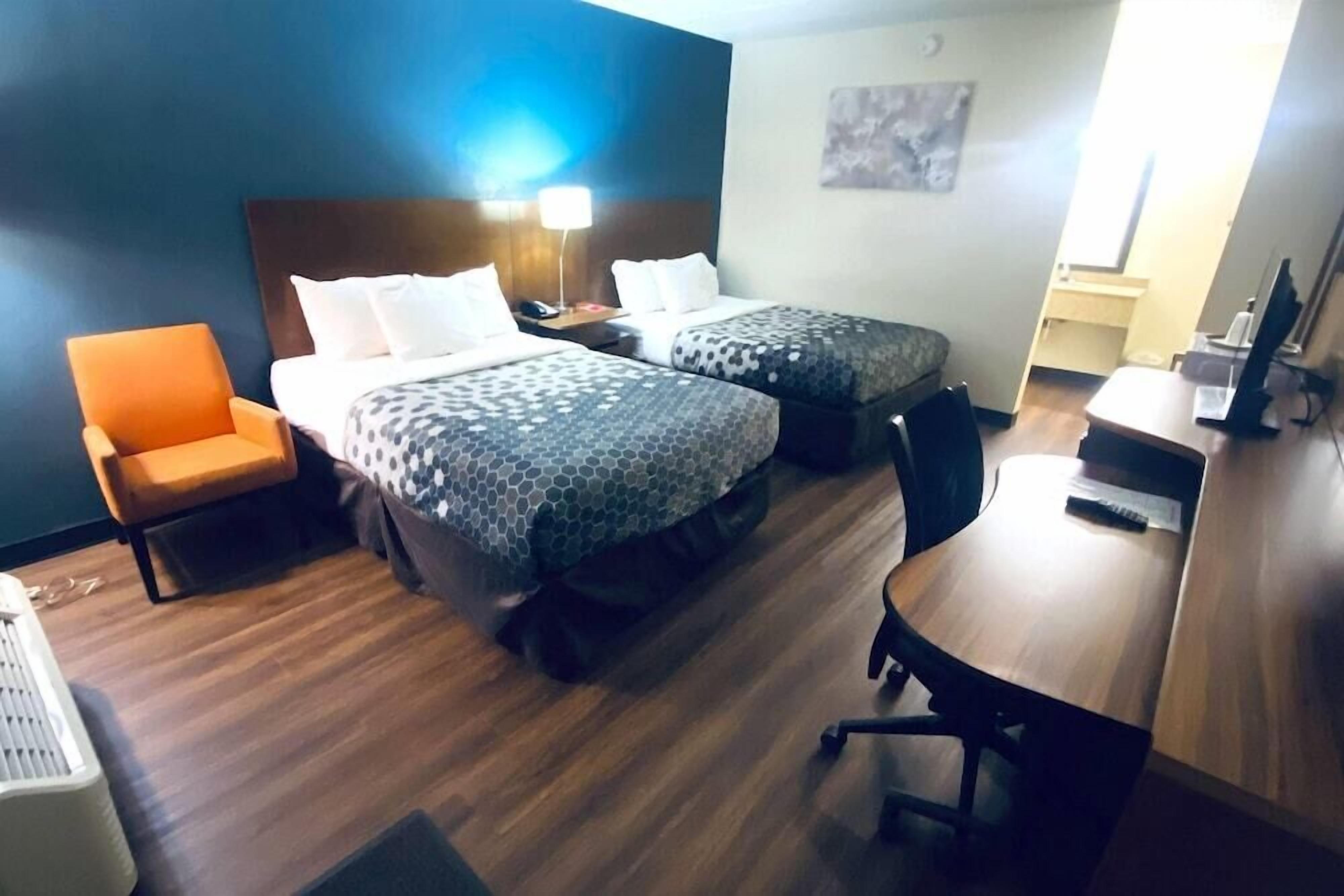 Desk, free cots/infant beds, rollaway beds, free WiFi