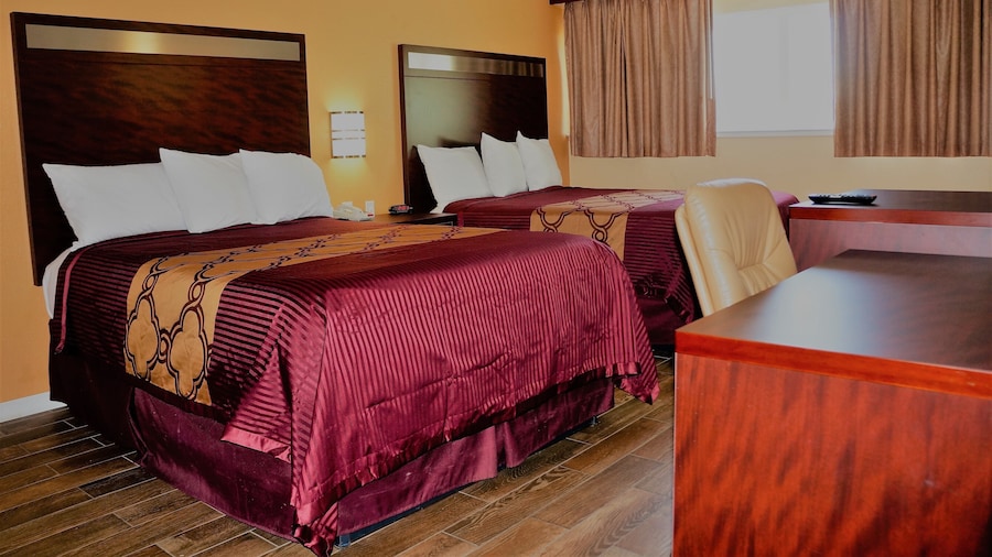 America's Deluxe Inn