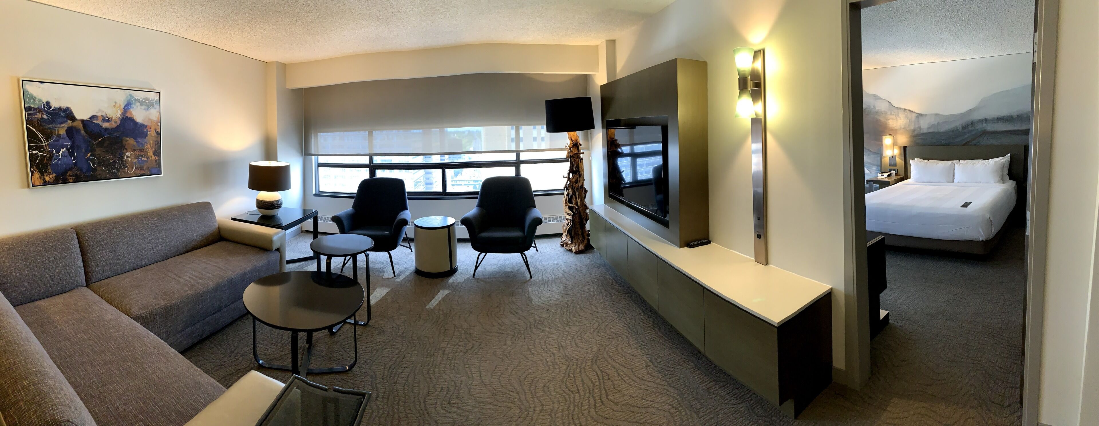 suite, 1 bedroom, non smoking, city view (corner) | 1 bedroom, egyptian cotton sheets, premium bedding, down duvets