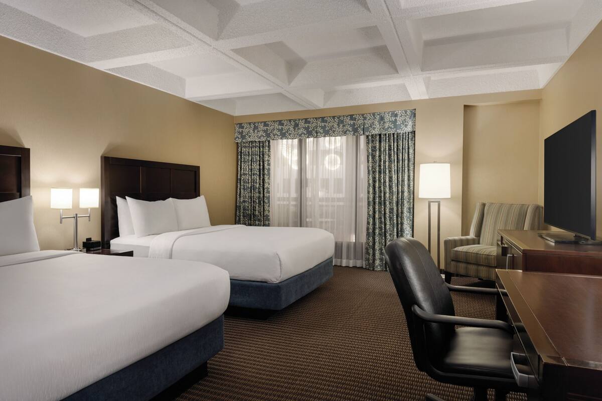 Room, 2 Queen Beds, Non Smoking (Pet-friendly)