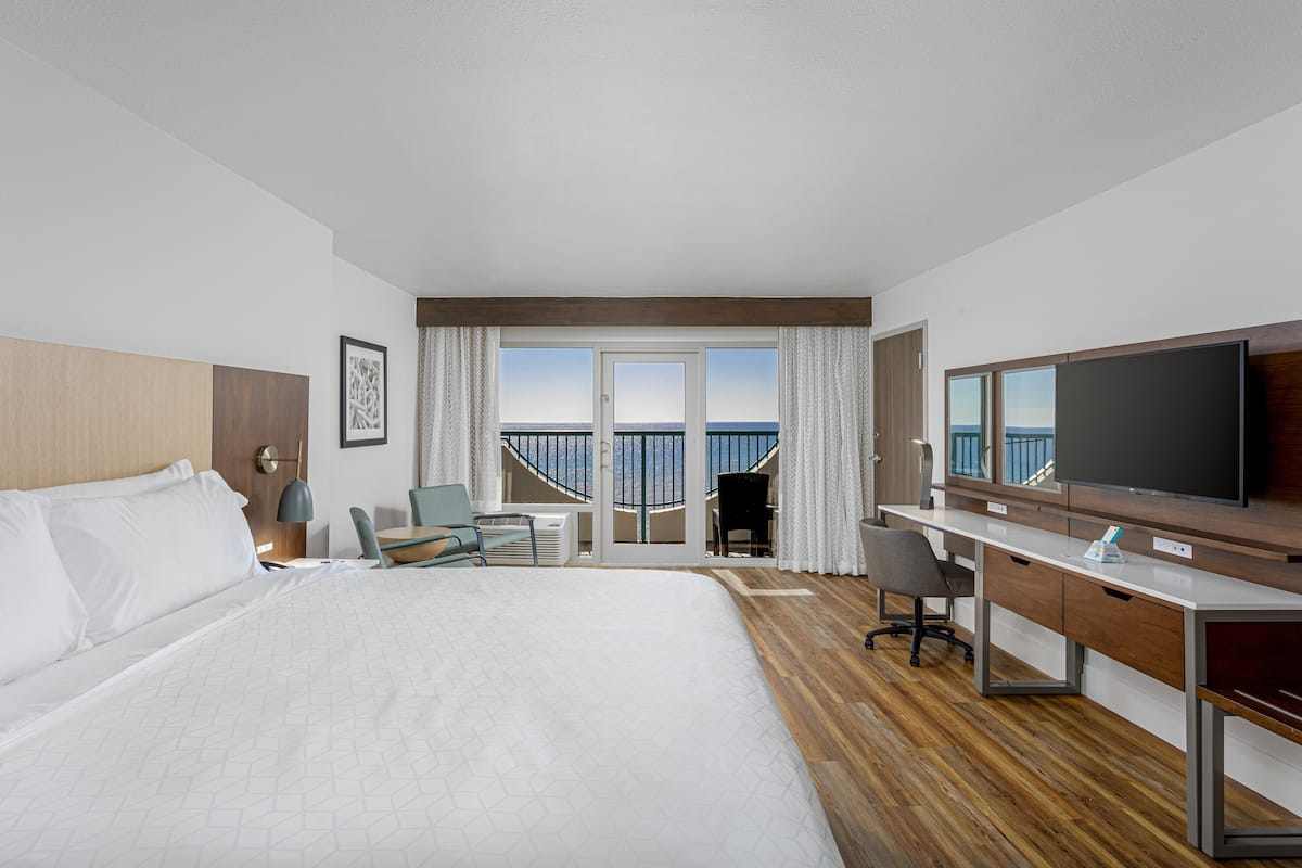Standard Room, 1 King Bed
