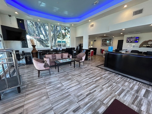 Motel 6 Pasadena, CA – Old Town Pasadena Area