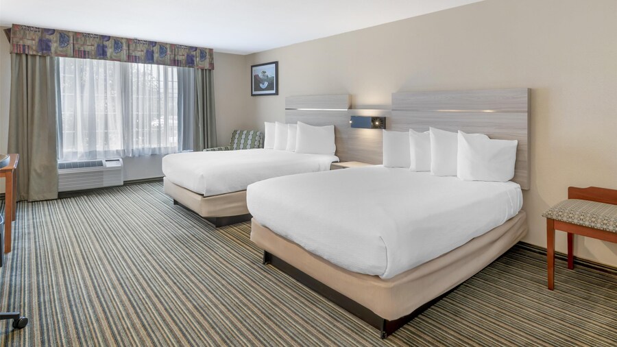 Best Western Plus Twin View Inn & Suites