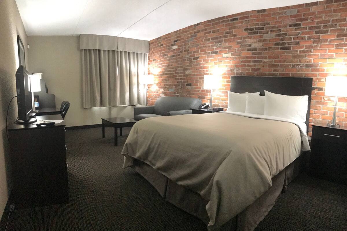 desk, laptop workspace, iron/ironing board, free cots/infant beds