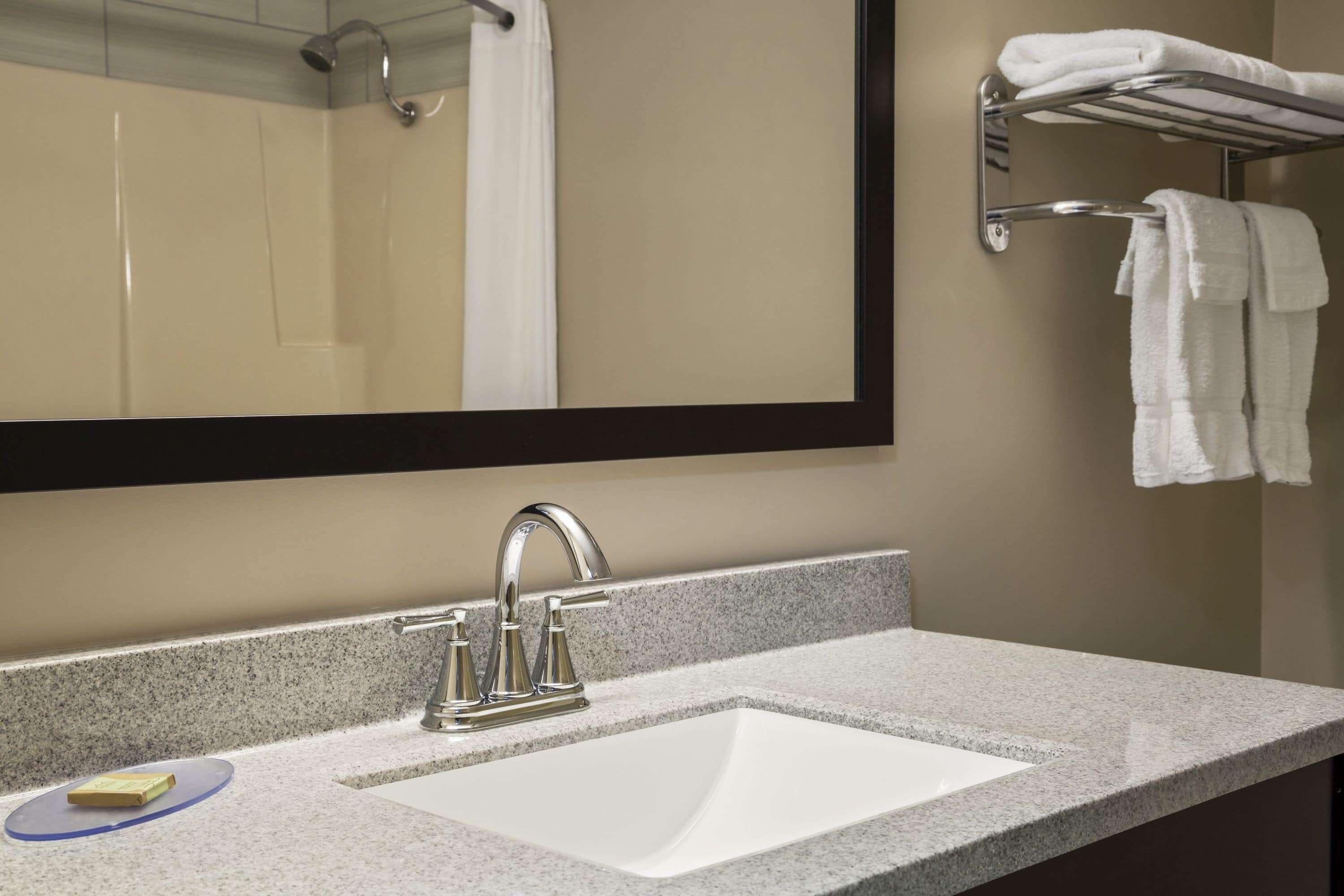 combined shower/bathtub, free toiletries, hair dryer, towels