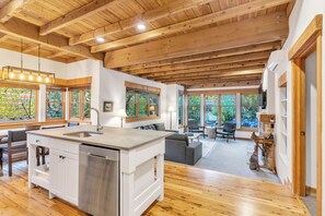 Mountain Loft - Cottage Room | Living area | 65-inch Smart TV with digital channels, streaming services - Sundance Mountain Resort (Provo)