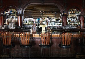 Bar (in der Unterkunft)
