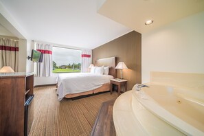 Premium Studio, 1 King Bed with Sofa bed, Jetted Tub (Coast Premium K Suite w/ Jetted Tub) | City view