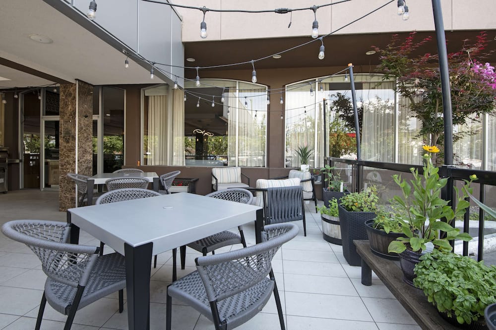 Doubletree by Hilton Hotel Kamloops