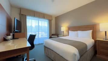 Egyptian cotton sheets, premium bedding, pillow-top beds, desk