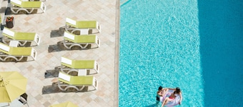 Coast Capri Hotel