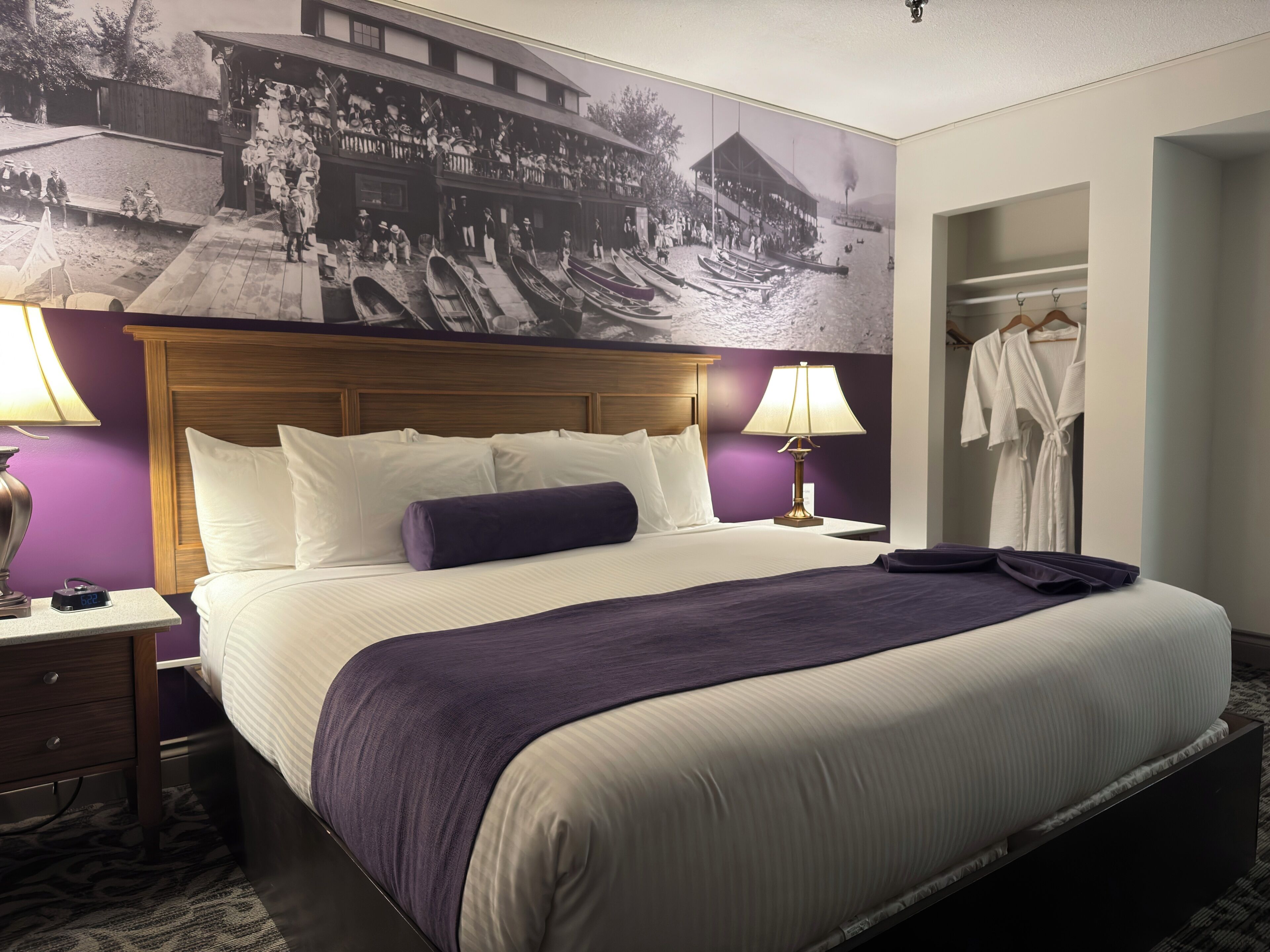 Executive King Suite  | Premium bedding, down comforters, desk, blackout drapes