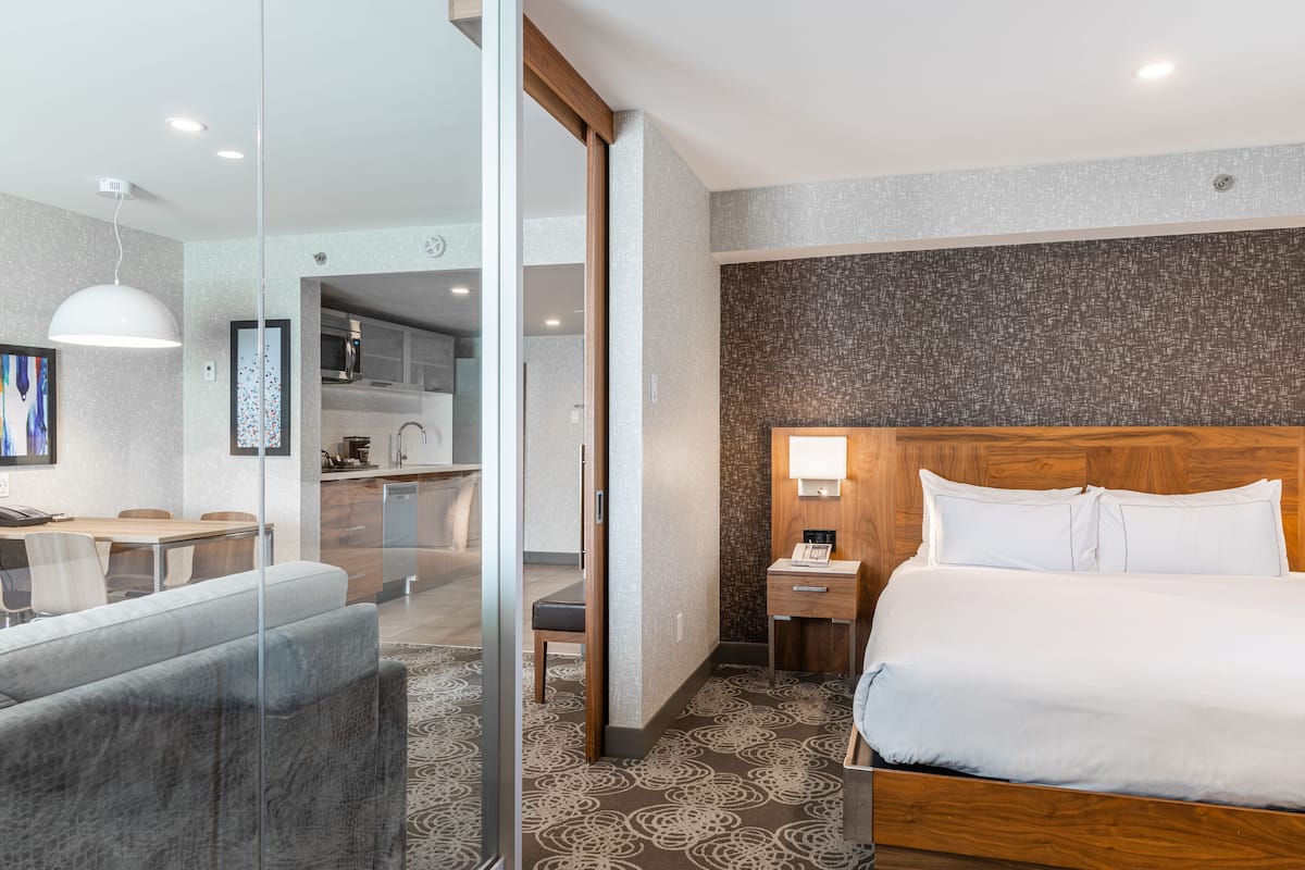 Suite Deluxe, 1 très grand lit, cuisine | 1 chambre, literie de qualité supérieure