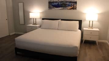 Standard Room, 1 King Bed (King Room)