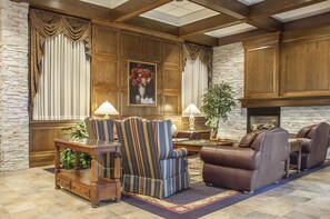 Lobby - Comfort Inn Lundys Lane (Niagara Falls)
