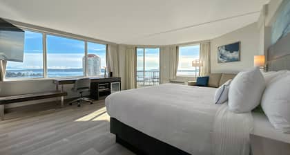 Coast Bastion Hotel