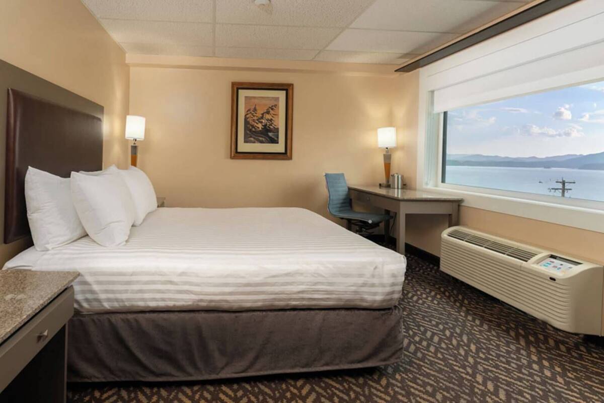 Premium bedding, blackout drapes, iron/ironing board, WiFi (free)