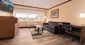 Superior Suite, 1 King Bed with Sofa bed | Premium bedding, blackout drapes, iron/ironing board, free WiFi