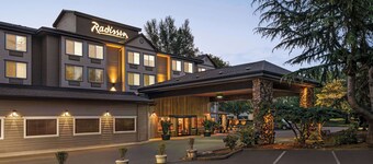 Radisson Hotel Portland Airport