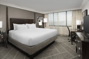 Roba de llit d'alta qualitat, caixa forta a l'habitació i escriptori 