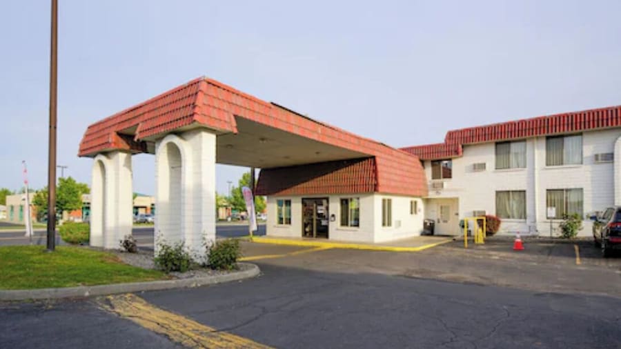 Hermiston Inn & Suites