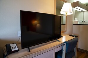 Chambre, 1 très grand lit | Équipements de la chambre