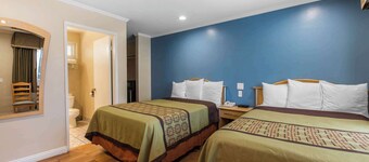 Rodeway Inn Escondido Downtown