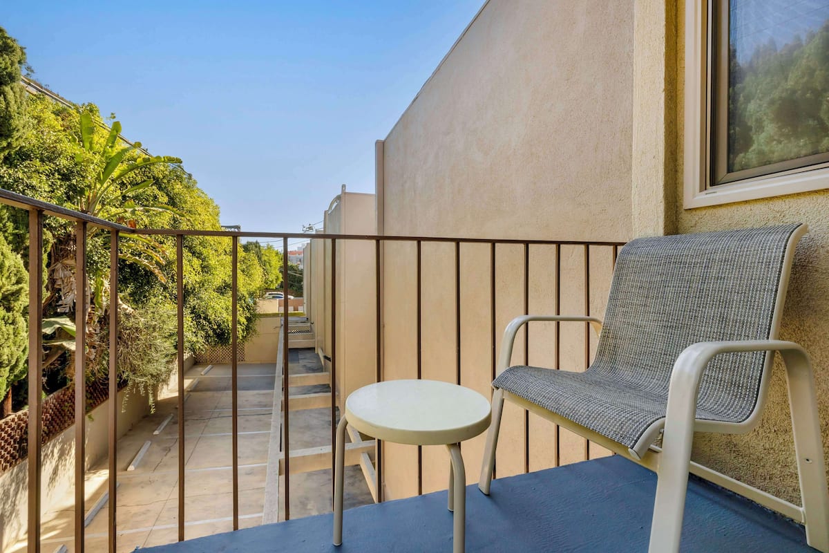 Pillow-top beds, in-room safe, desk, laptop workspace